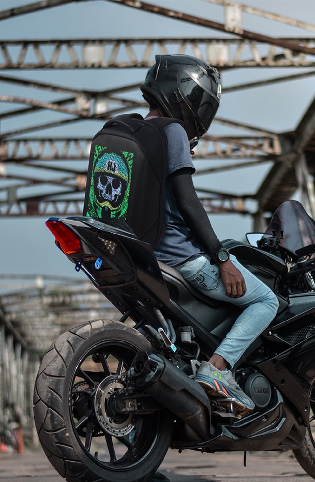 pixlii-led-HD-backpack-motorrad-rucksack-motorcycle-hohequalitat-highqualidy-waterproof-wasserdicht-t3hd-black-motorrad-spectra