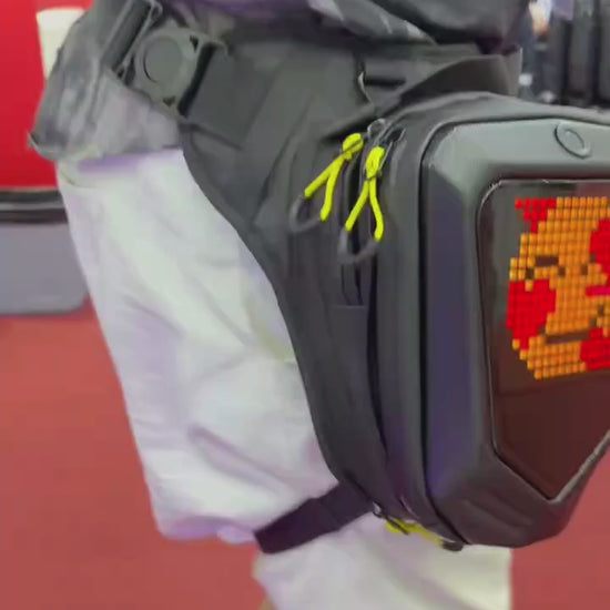 Pixlii-pulse-smart-beintasche-motorrad-led-bag-oberschenkel-video-live